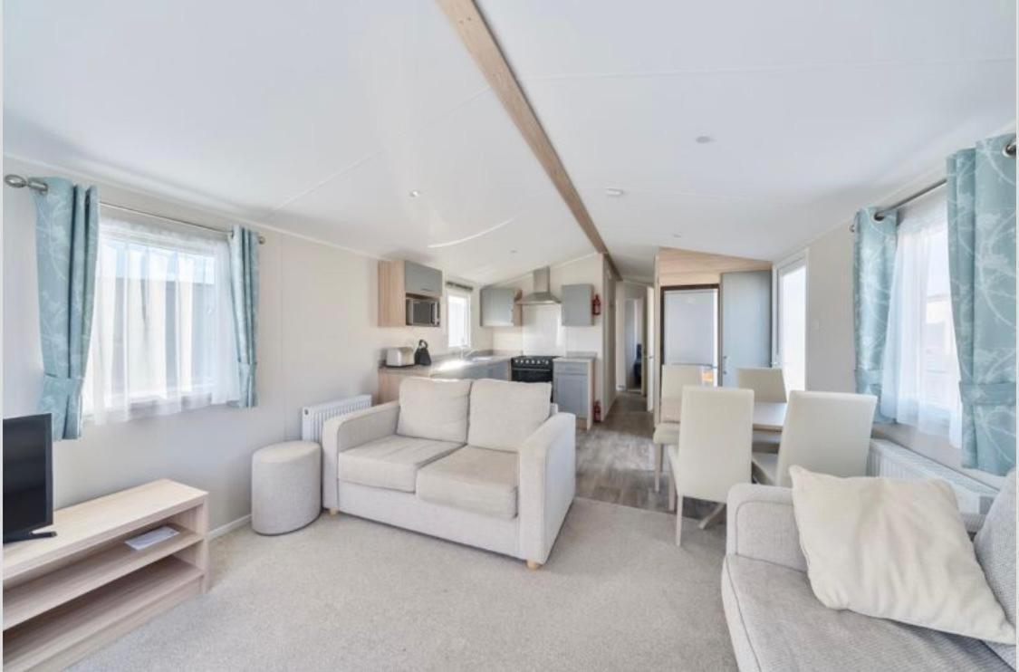 Emma'S Retreat 3-Bedroom Caravan Sleeps 6 At Durdle Door Nr Wareham Dorset Exterior foto